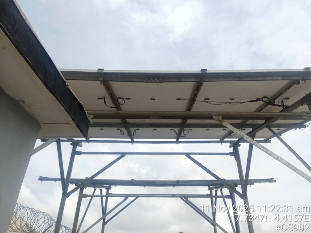 Solar panel array mounted and maintained for backup power